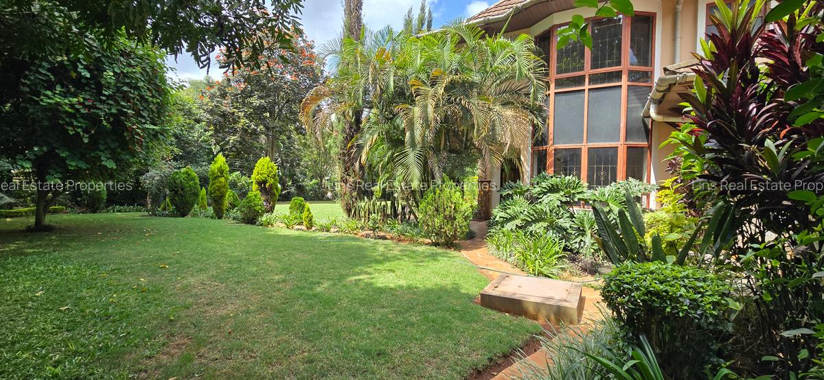 5 Bed Townhouse with En Suite in Runda - 3