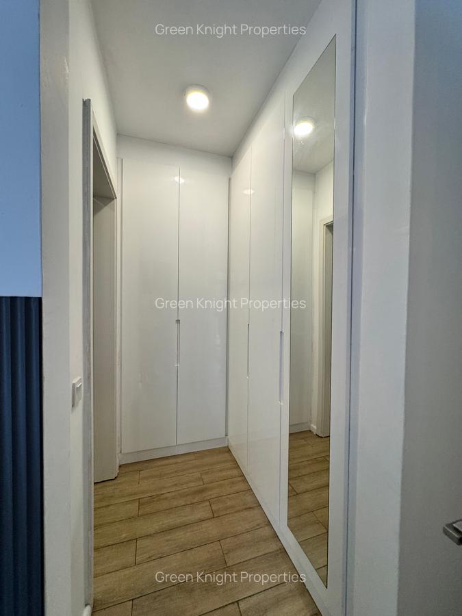 Serviced 2 Bed Apartment with En Suite in Westlands Area - 15