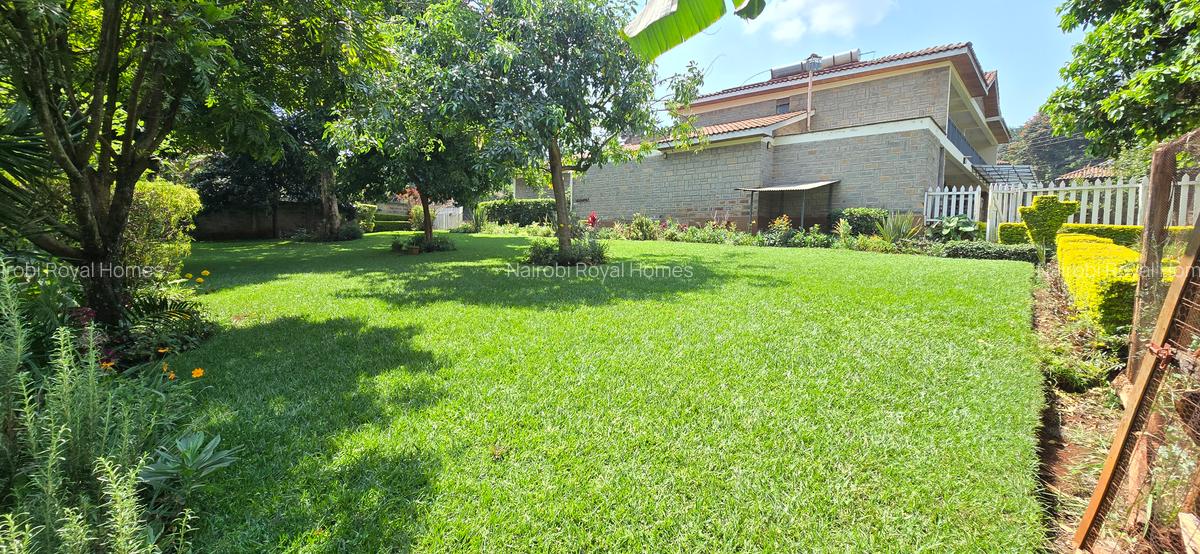 5 Bed House with En Suite at New Kitisuru - 8