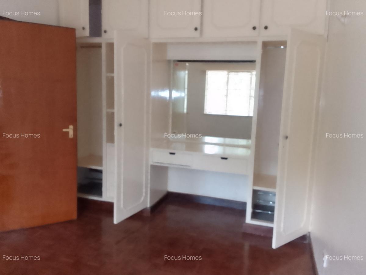 4 Bed Villa with En Suite in Kileleshwa - 12