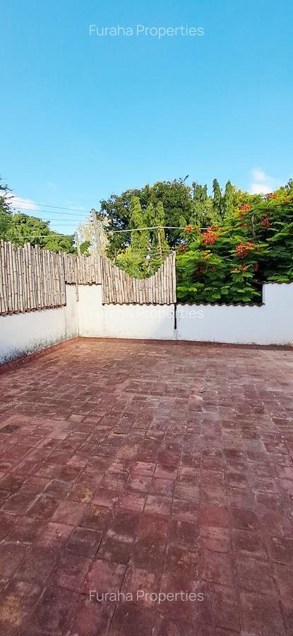 2 Bed Townhouse with En Suite at Nyali - 15
