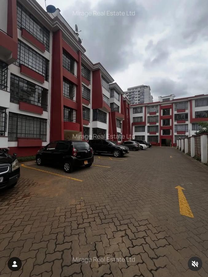 2 Bed Apartment with En Suite in Lavington - 1