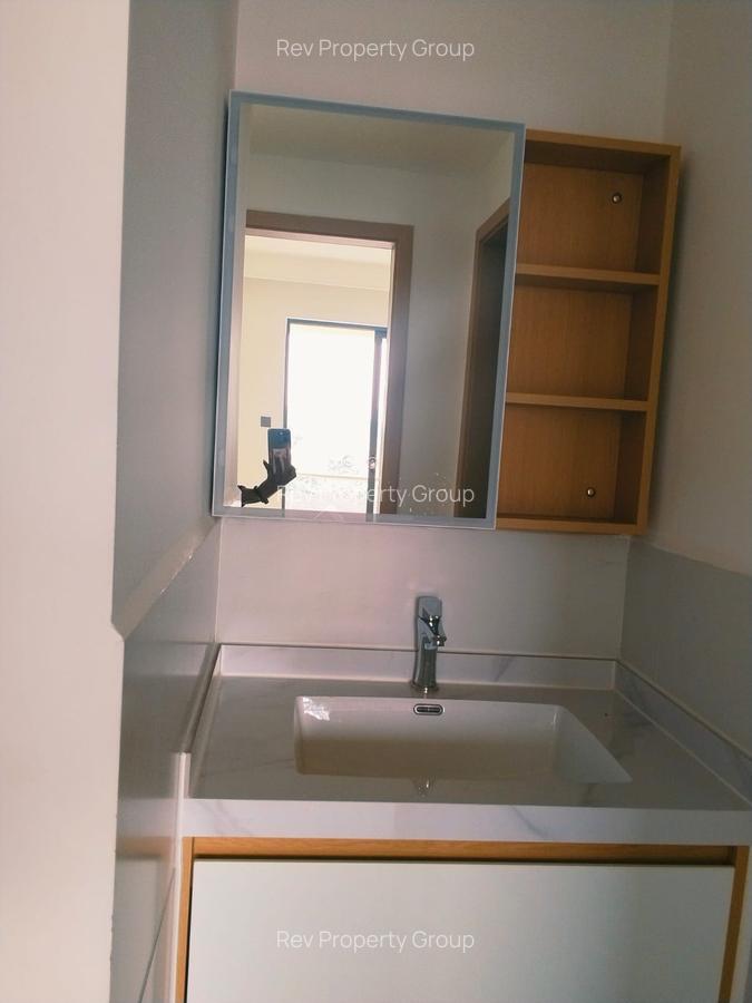 1 Bed Apartment with En Suite in Westlands Area - 7