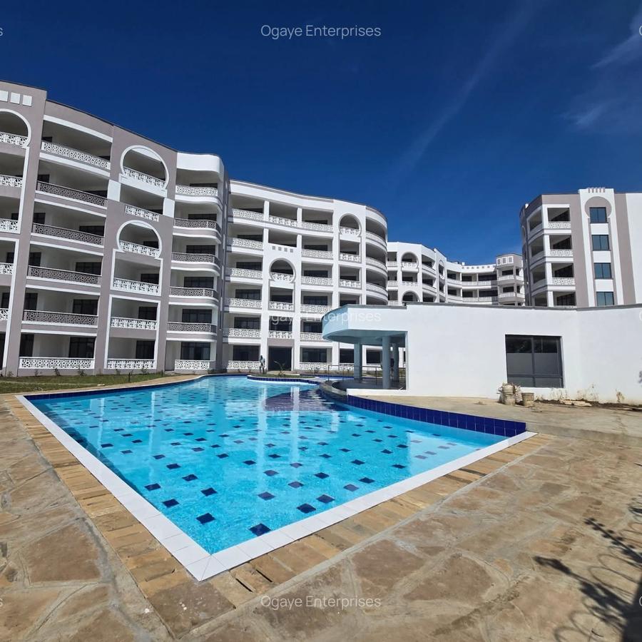 2 Bed Apartment with En Suite at Baobab - 1