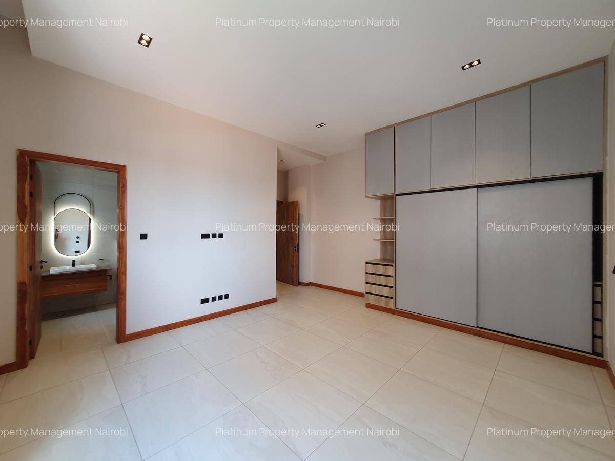 4 Bed Apartment with En Suite at Loresho - 16