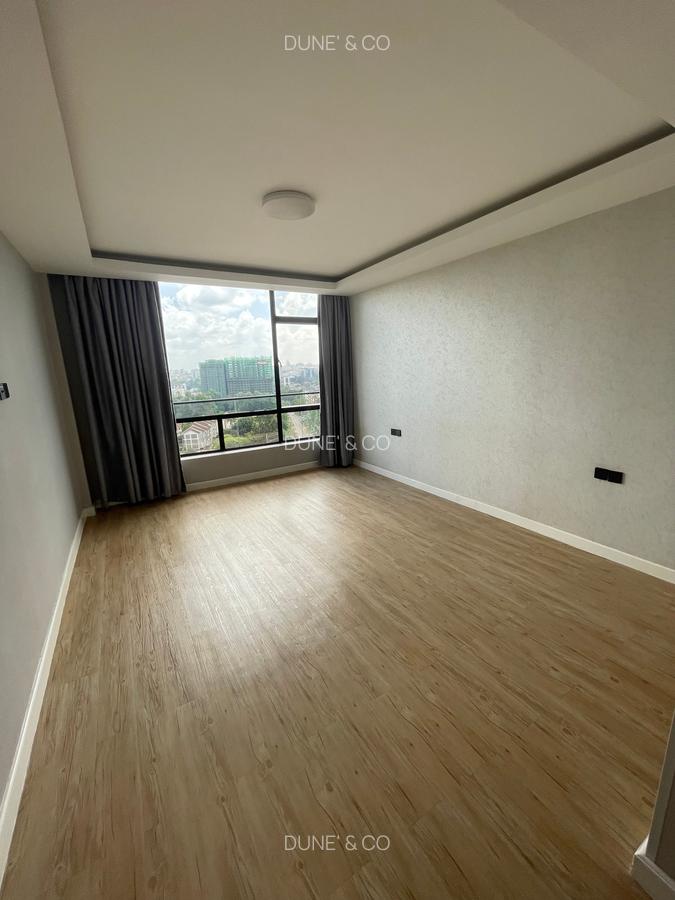 2 Bed Apartment with En Suite in Westlands Area - 12