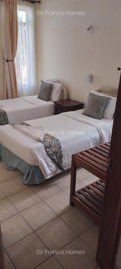 Serviced 3 Bed Apartment with En Suite in Nyali Area - 3
