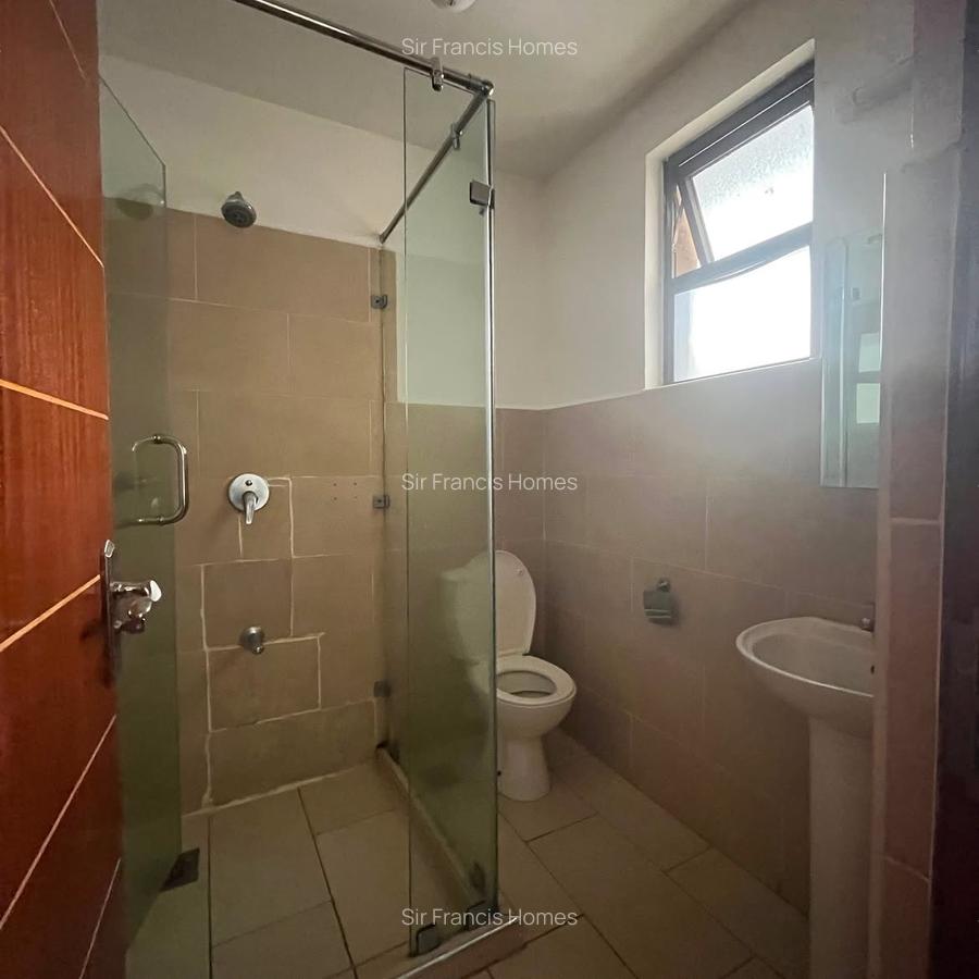 Serviced 3 Bed Apartment with En Suite in Riverside - 7