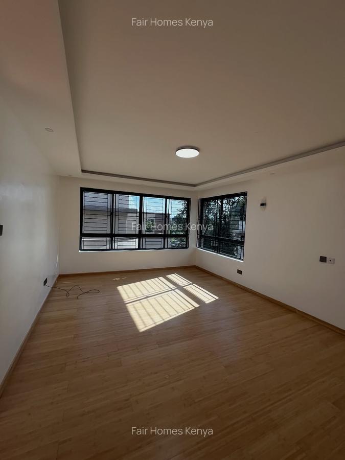 6 Bed Townhouse with En Suite at Kabasiran Avenue - 14