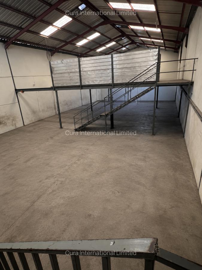 10,652 ft² Warehouse in Industrial Area - 3