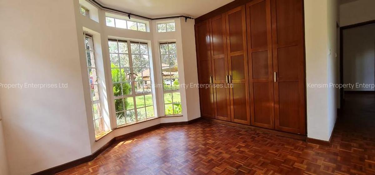 5 Bed Townhouse with En Suite in Rosslyn - 8