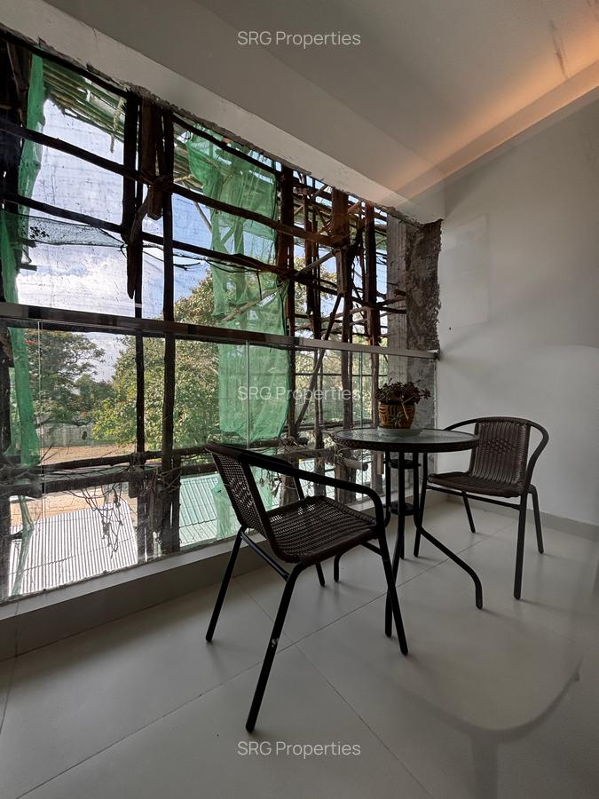 1 Bed Apartment with En Suite in Lavington - 7
