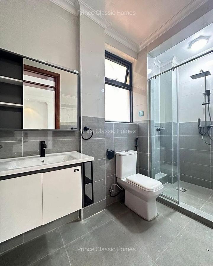 4 Bed Townhouse with En Suite in Karen - 4