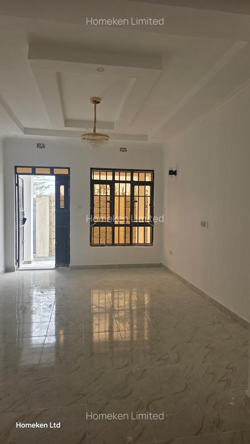 3 Bed House with En Suite at Utumish Court 1 - 4