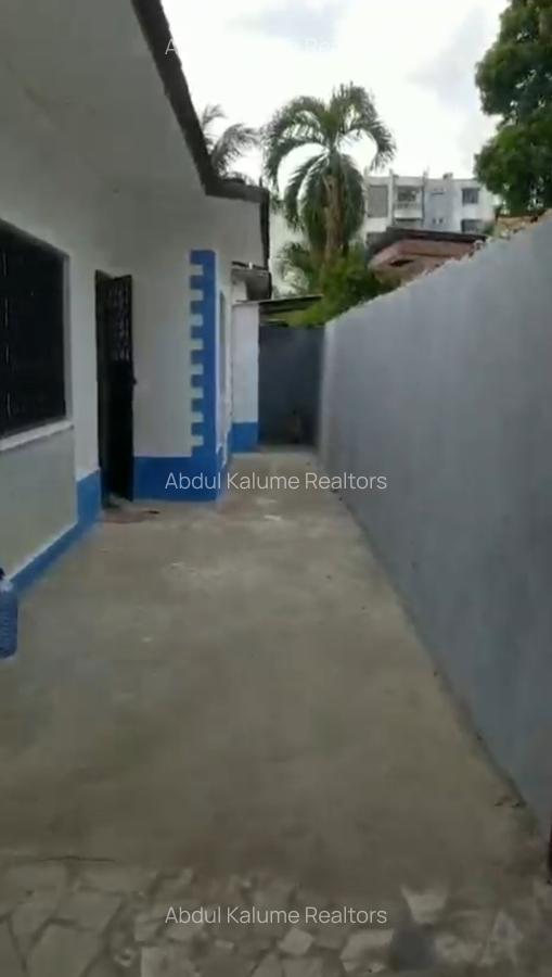 2 Bed House with En Suite at Bamburi - 11