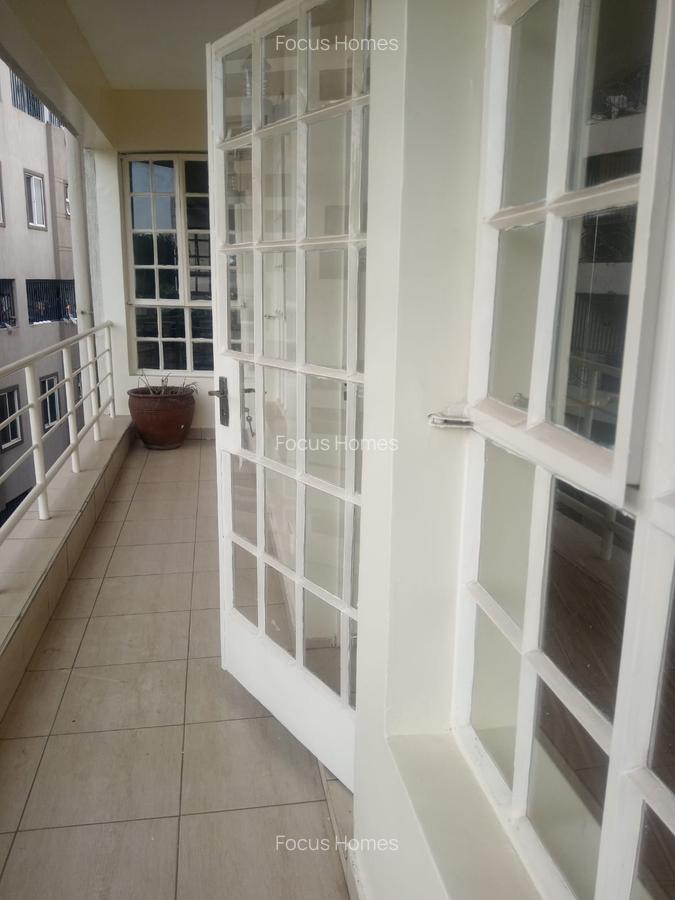 2 Bed Apartment with En Suite in Lavington - 14