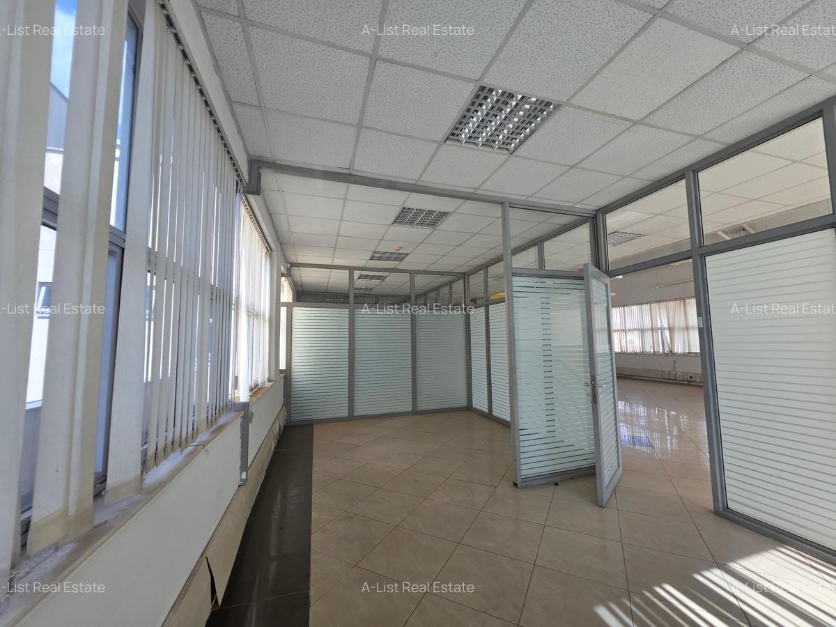 7,000 ft² Commercial Property with Service Charge Included at Lenana Road - 5