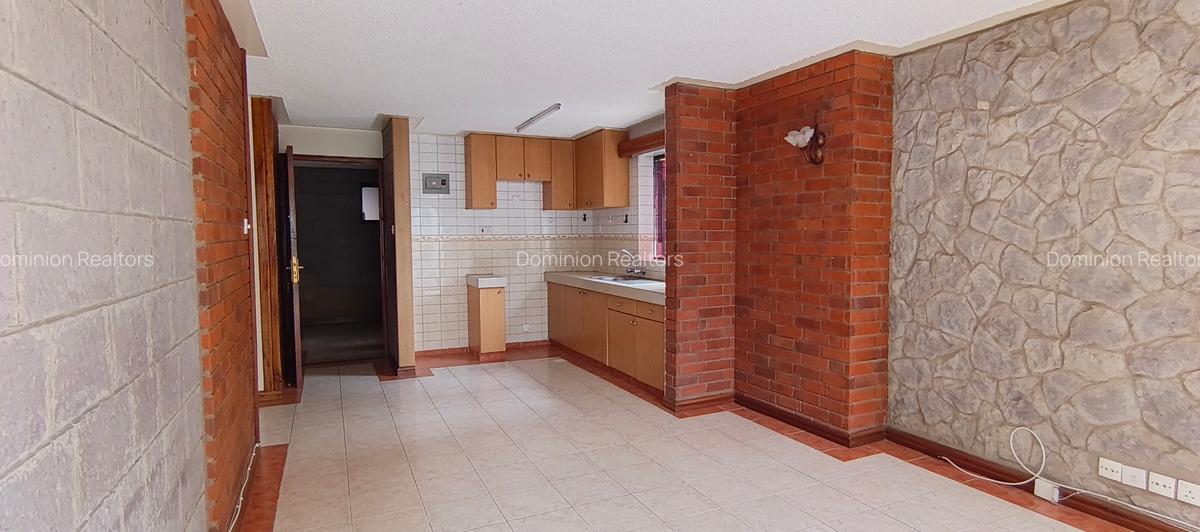 1 Bed Apartment with En Suite at Komo Lane - 3
