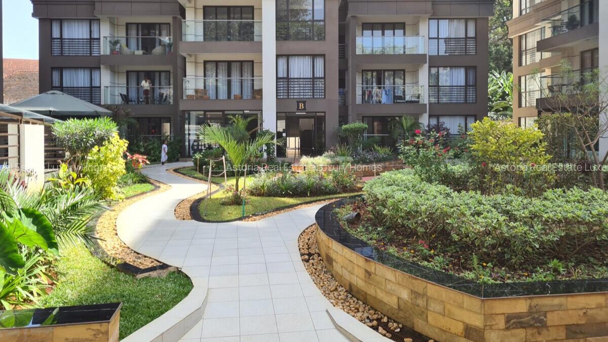 3 Bed Apartment with En Suite at 2026-384 - 8