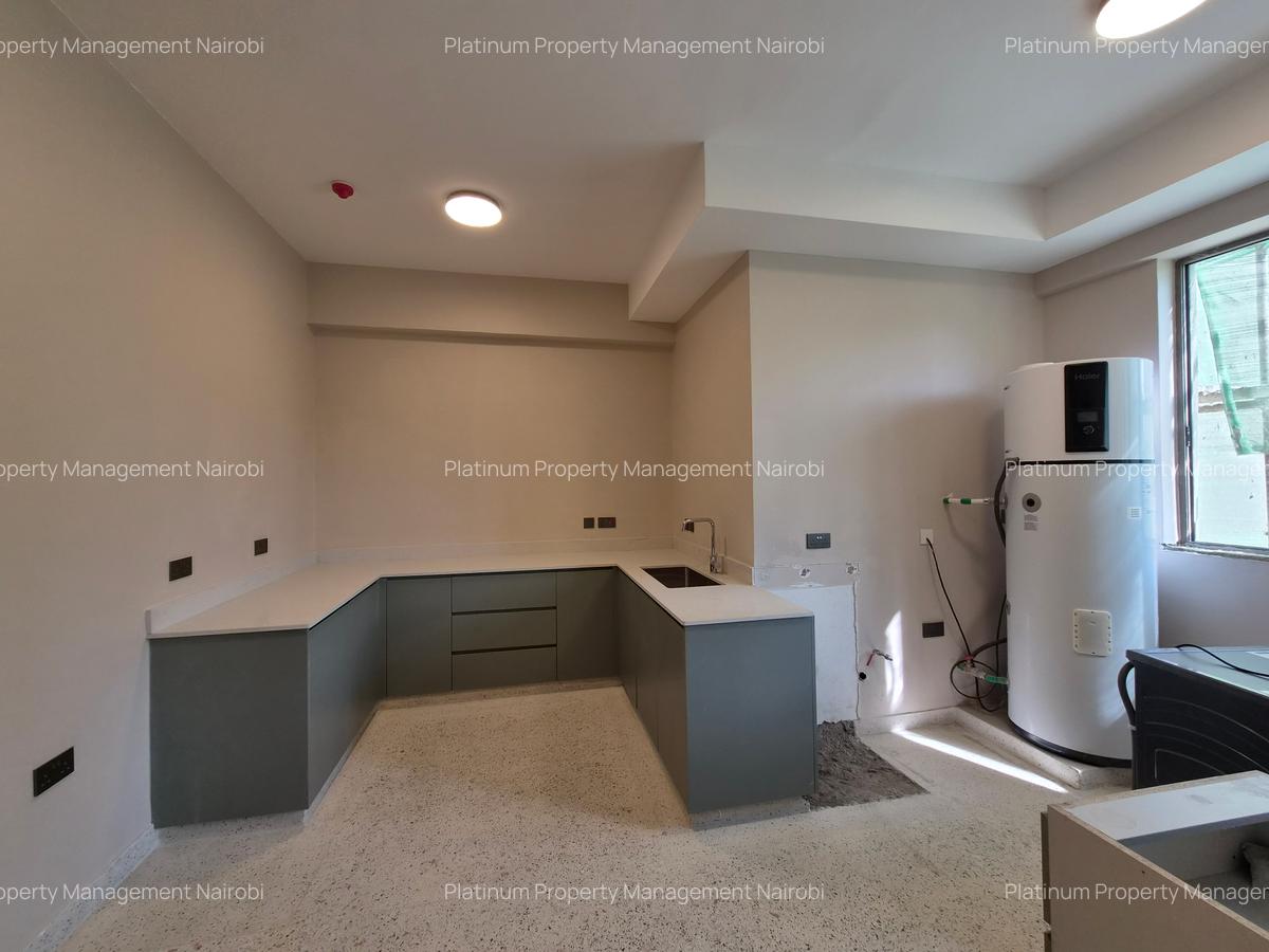 4 Bed Apartment with En Suite at Off Peponi Rd - 4