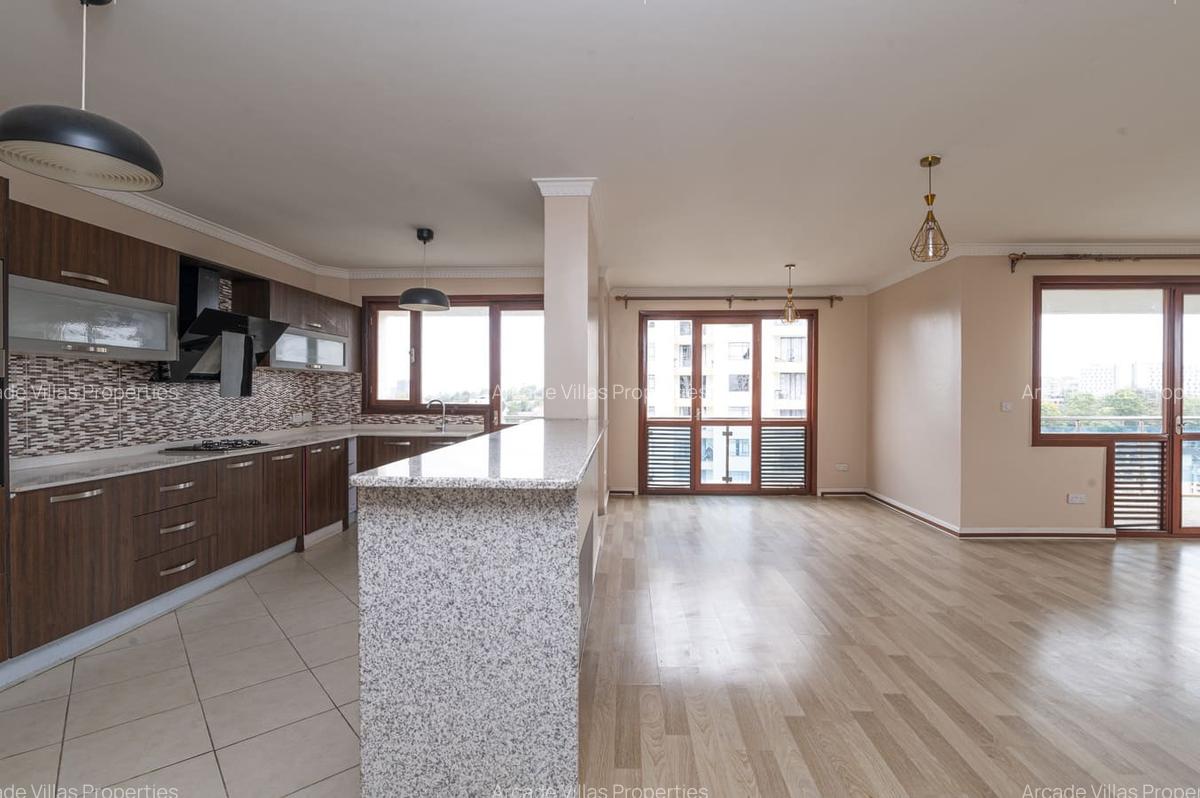 3 Bed Apartment with En Suite in Kileleshwa - 4