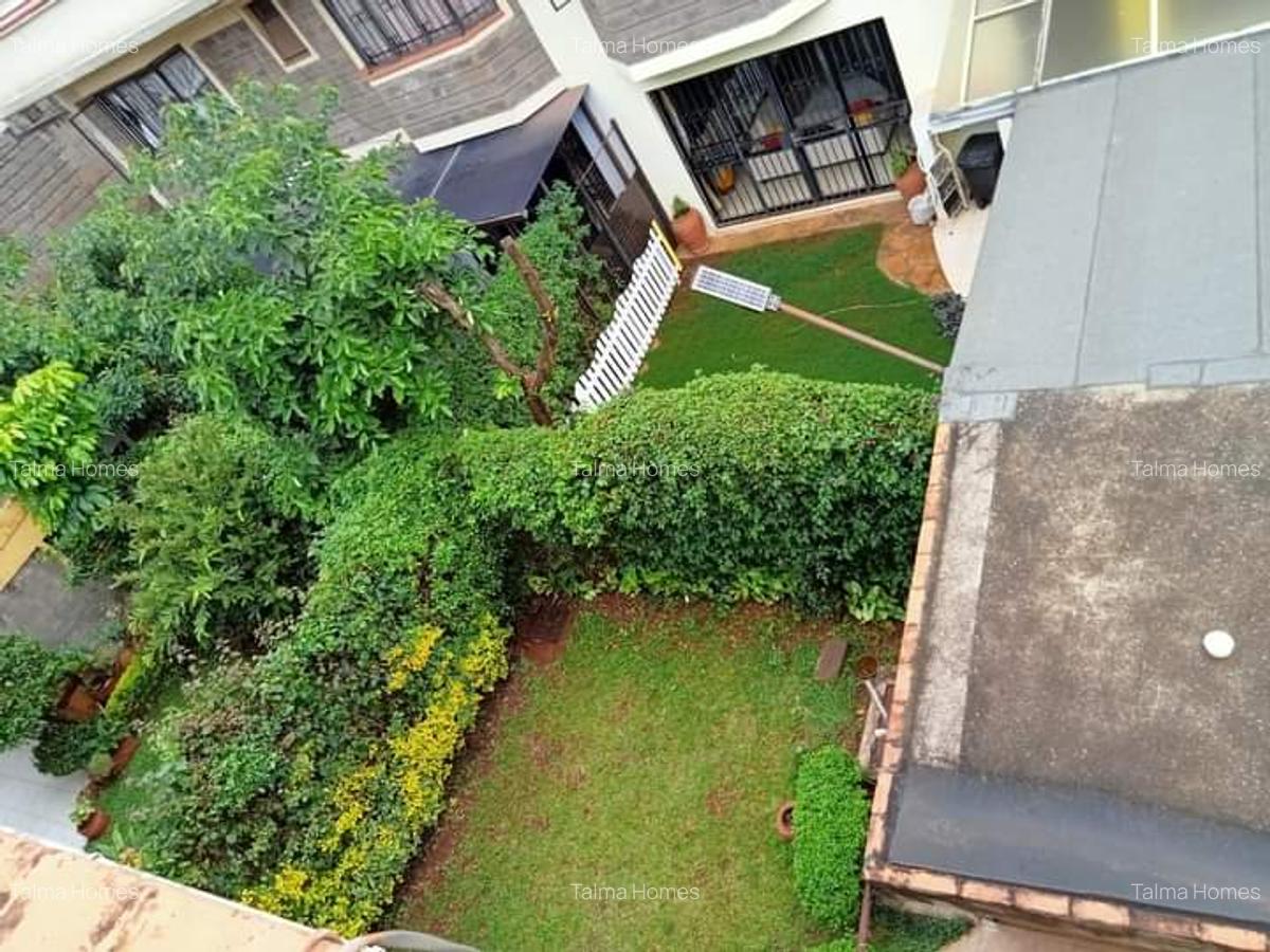 4 Bed Apartment with En Suite at Brookside Area - 2