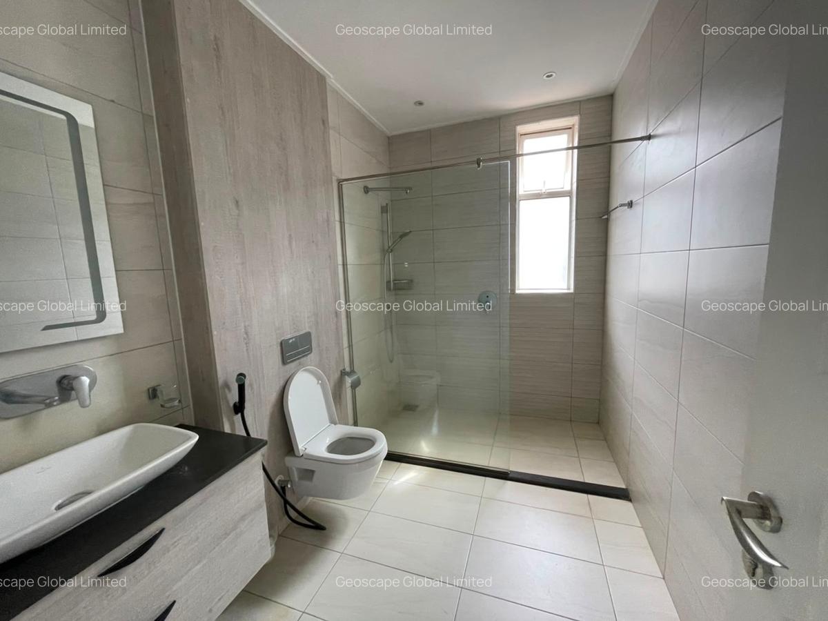 3 Bed Apartment with En Suite in Westlands Area - 2