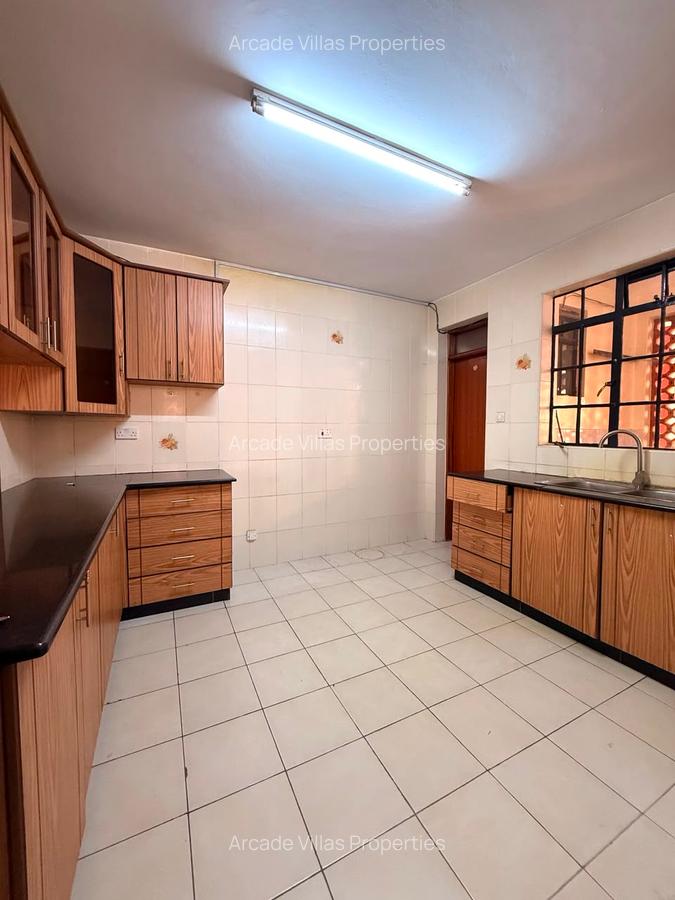 2 Bed Apartment with En Suite in Lavington - 3