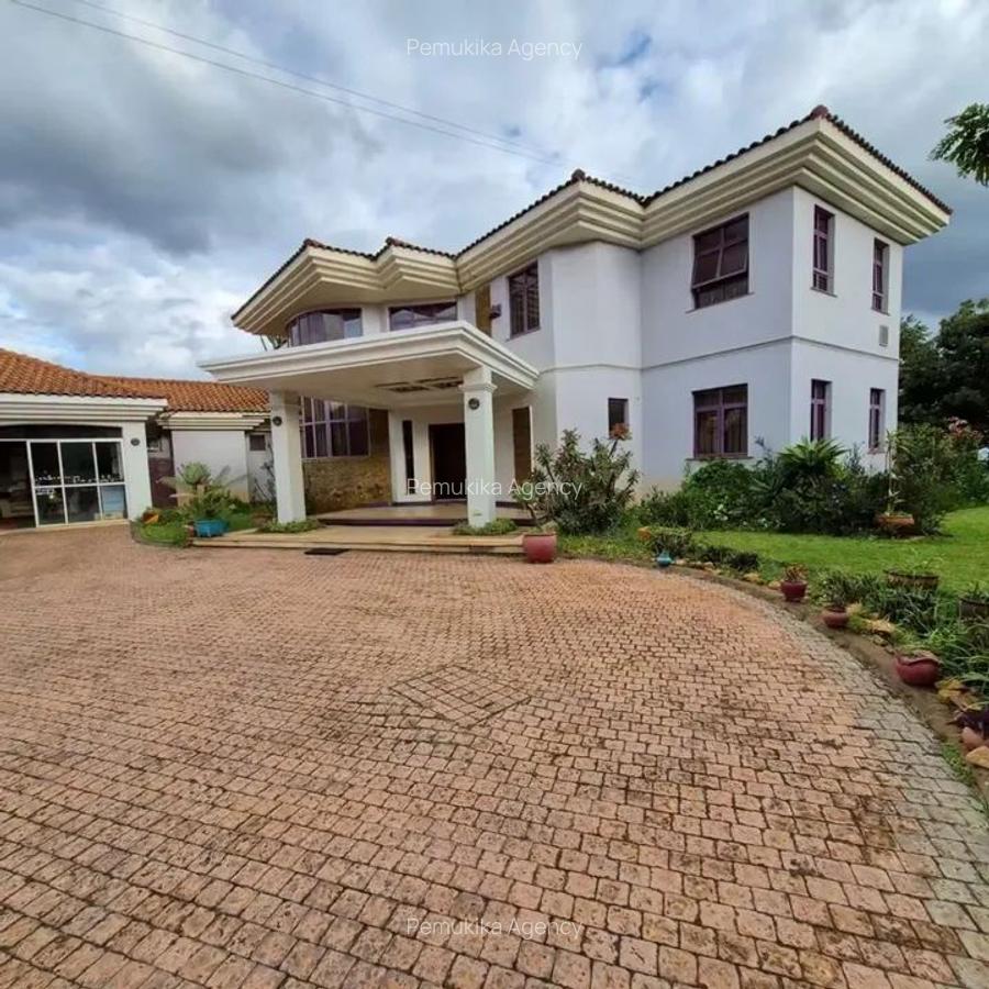 4 Bed Townhouse with En Suite in Runda - 2