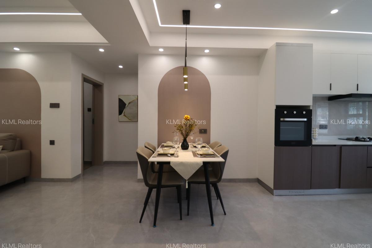 2 Bed Apartment with En Suite in Kilimani - 3
