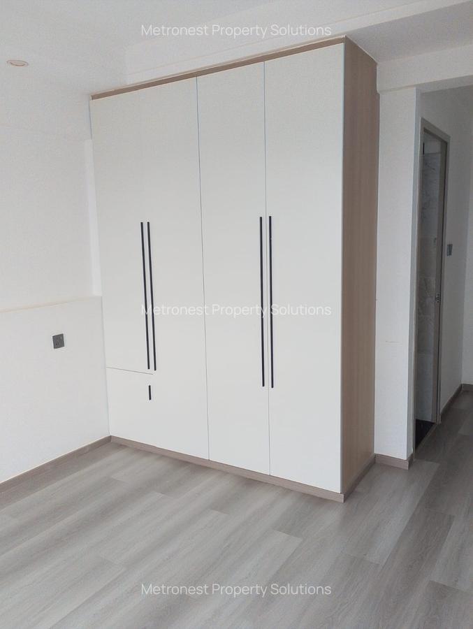 3 Bed Apartment with En Suite at Valley Arcade - 6