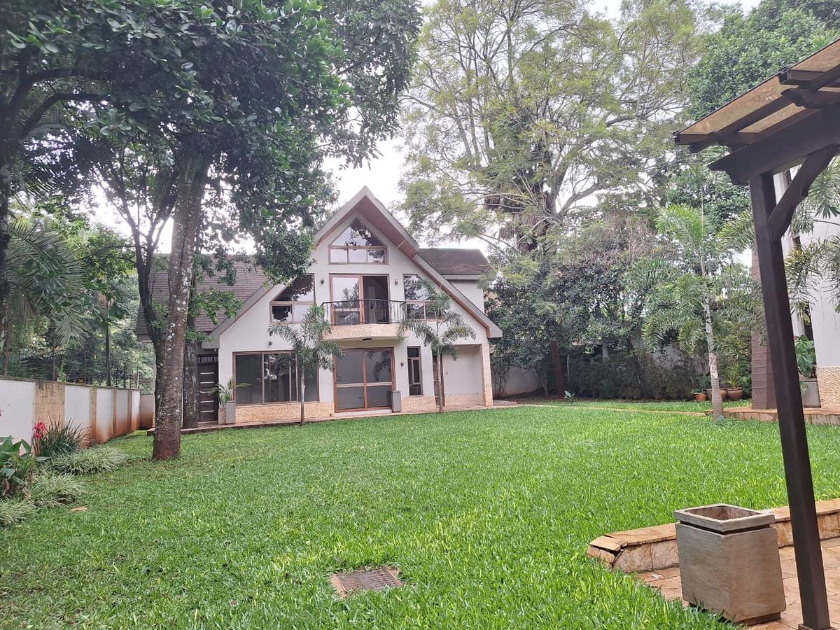 6 Bed House with En Suite in Kyuna - 20