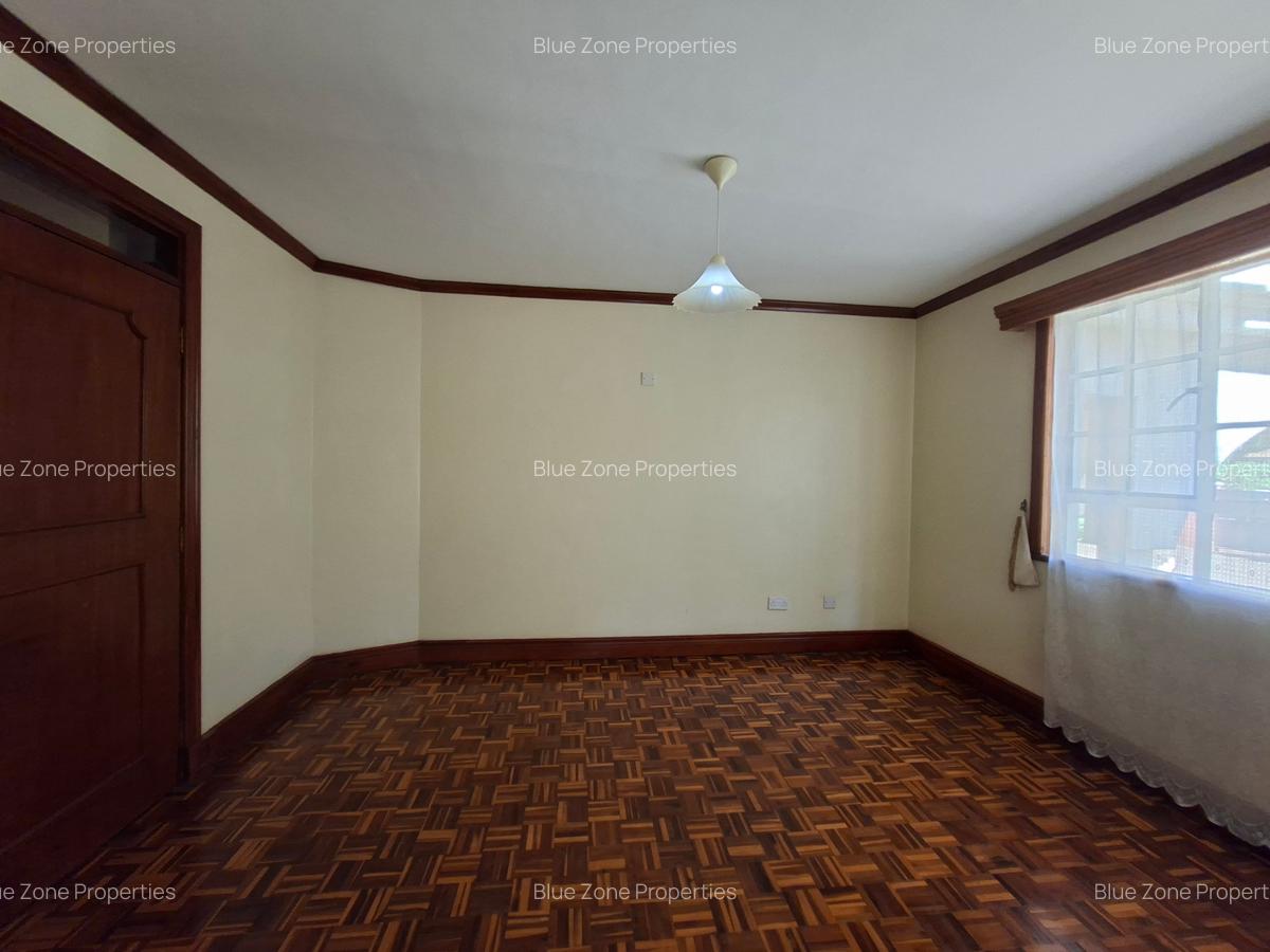 4 Bed House with En Suite at Off Runda Grove - 7