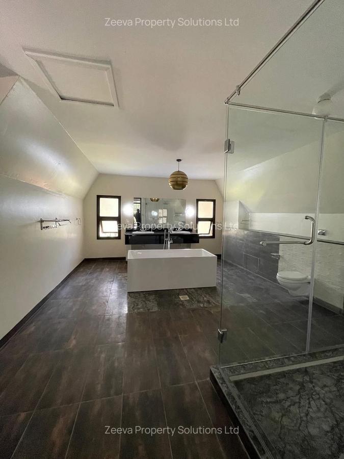 5 Bed Villa with En Suite in Karen - 15