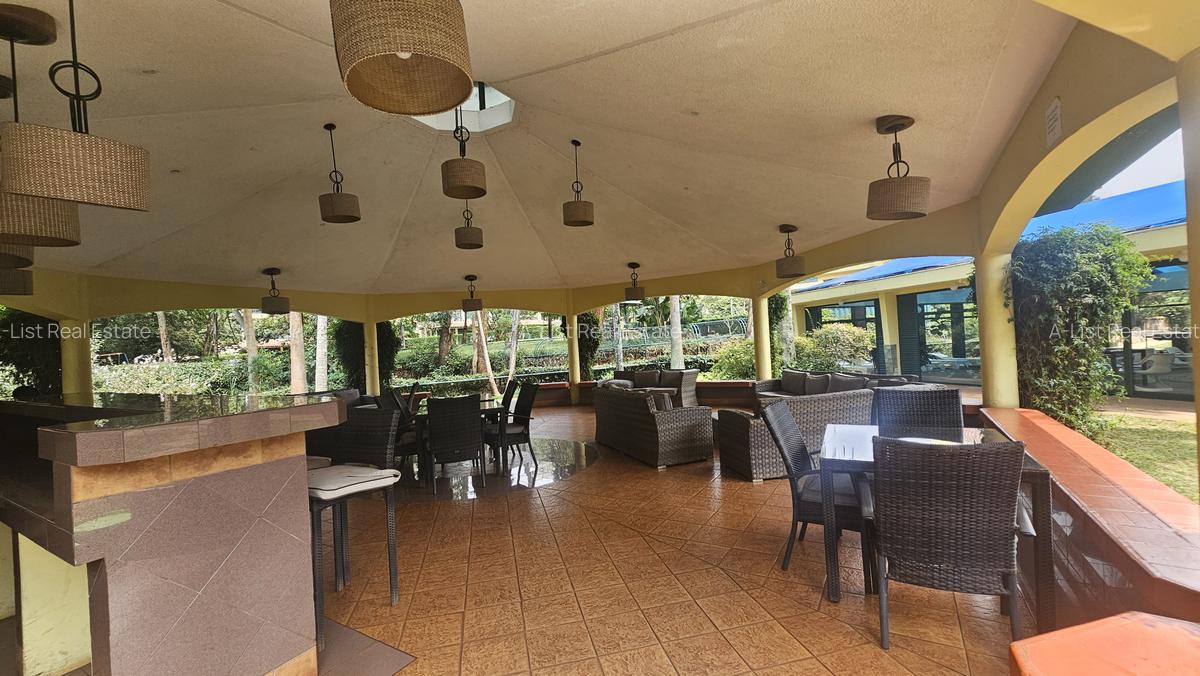 4 Bed Villa with En Suite at Kyuna Close - 14