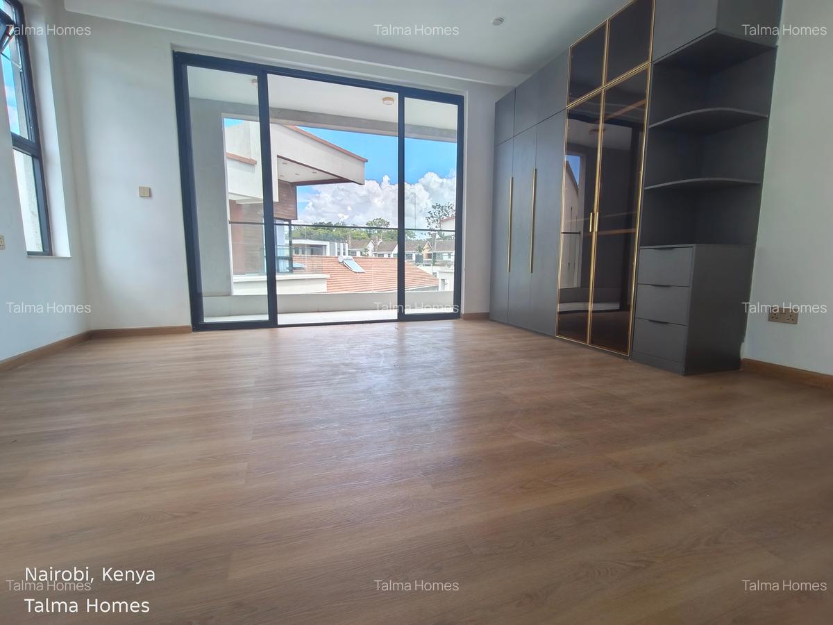 4 Bed Townhouse with En Suite at Off Isaac Gathanju - 12