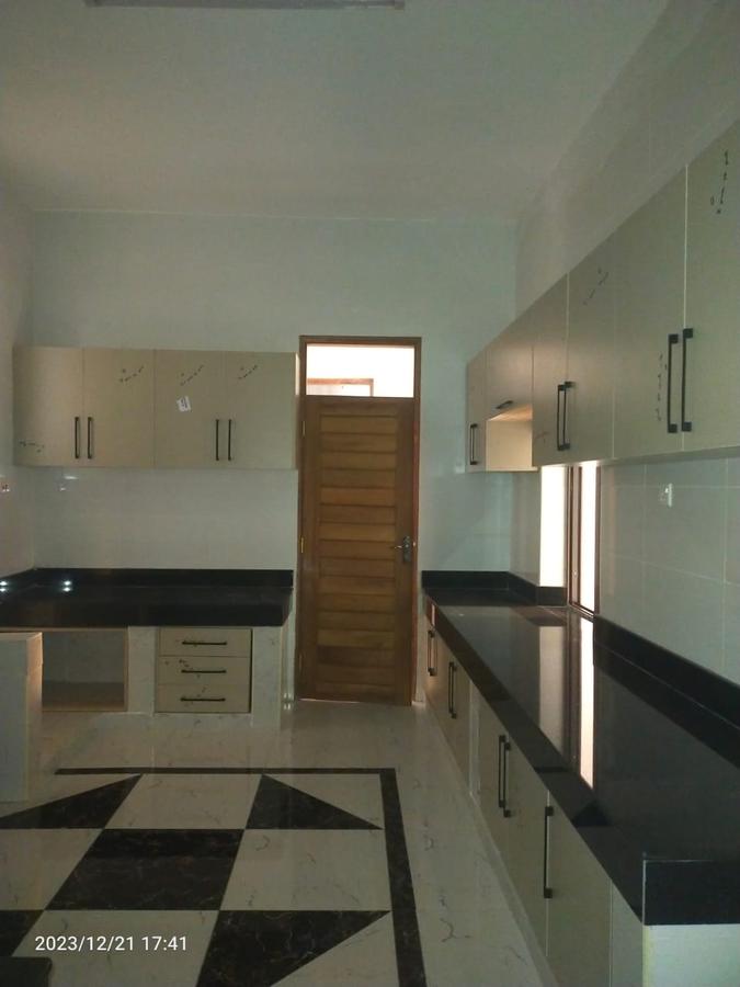 Serviced 3 Bed Apartment with En Suite at Nyali - 5