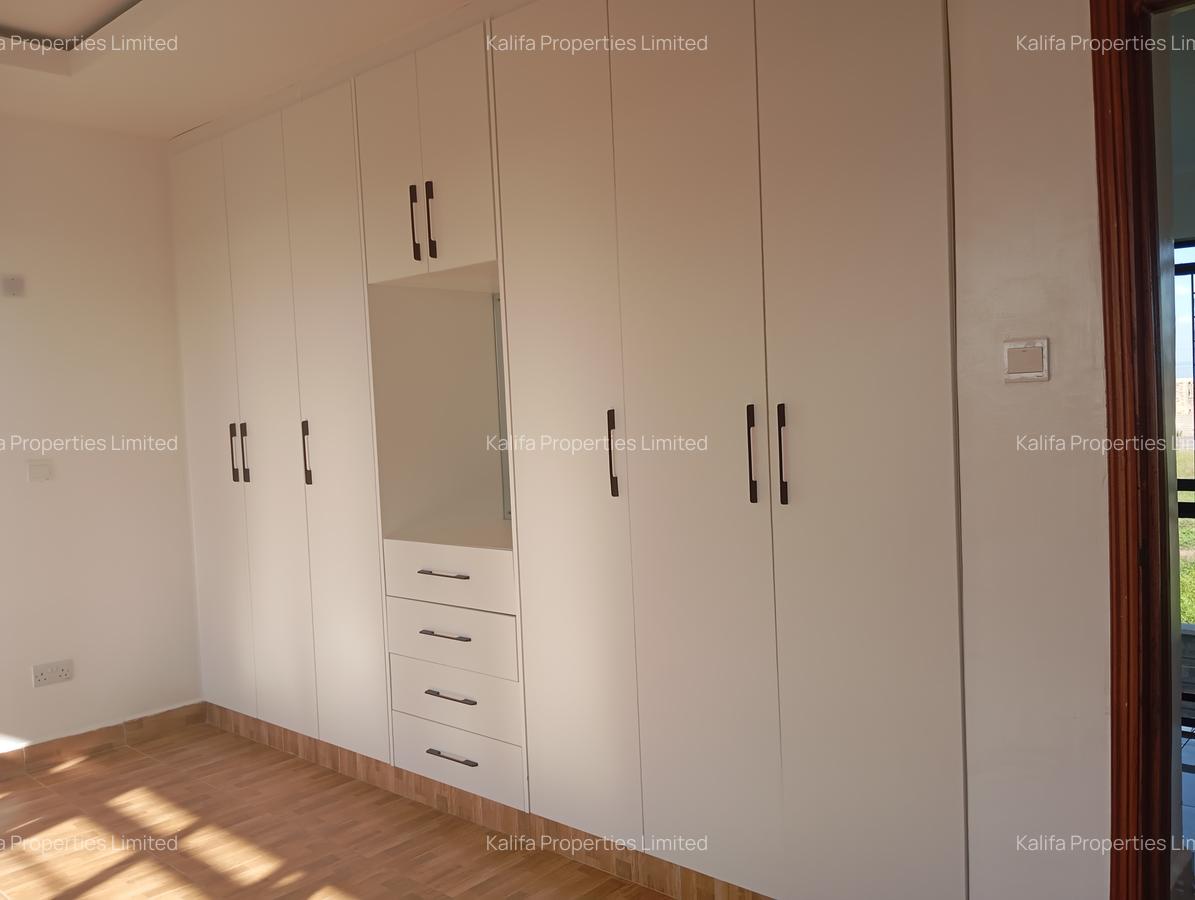 4 Bed House with En Suite in Kitengela - 16