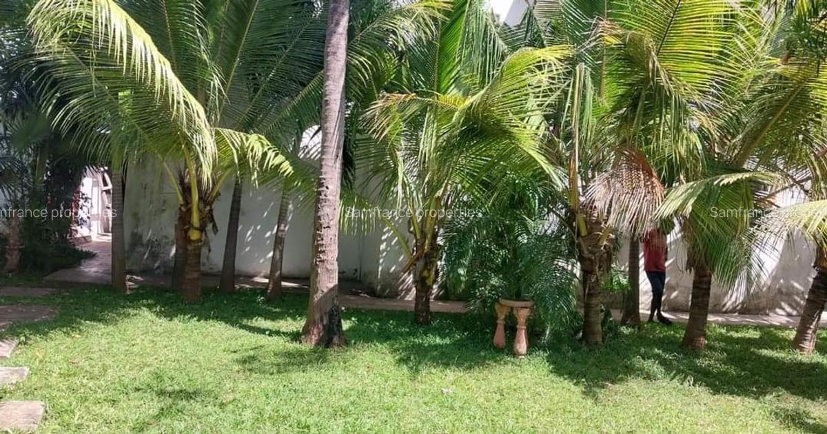 4 Bed House with Staff Quarters at Lakers Road - 1