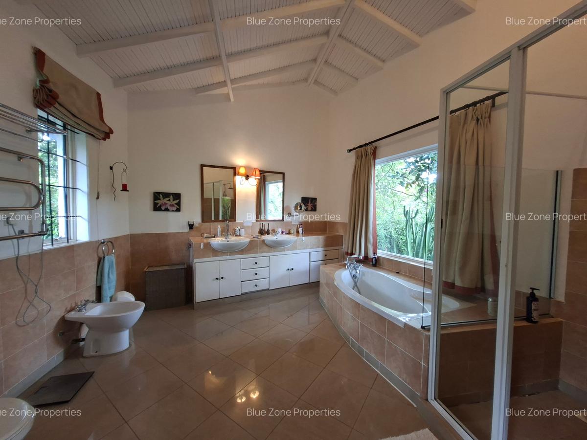 1 Bed Townhouse with En Suite at Off Naivasha Avenue - 17