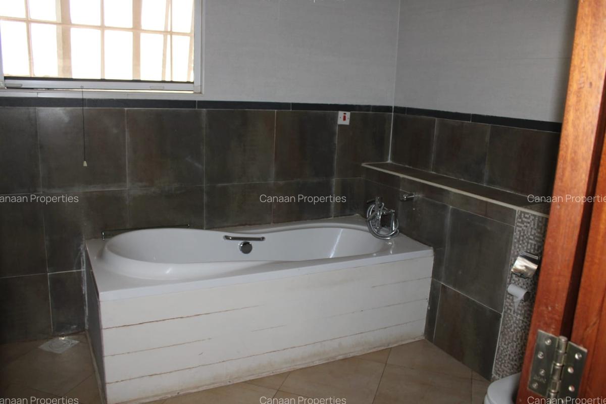 6 Bed Townhouse with Staff Quarters in Lavington - 4