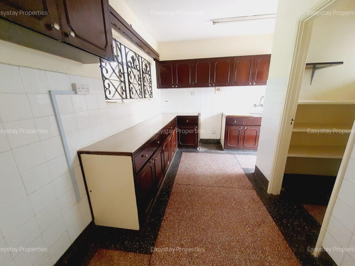 4 Bed Townhouse with En Suite in Kileleshwa - 2