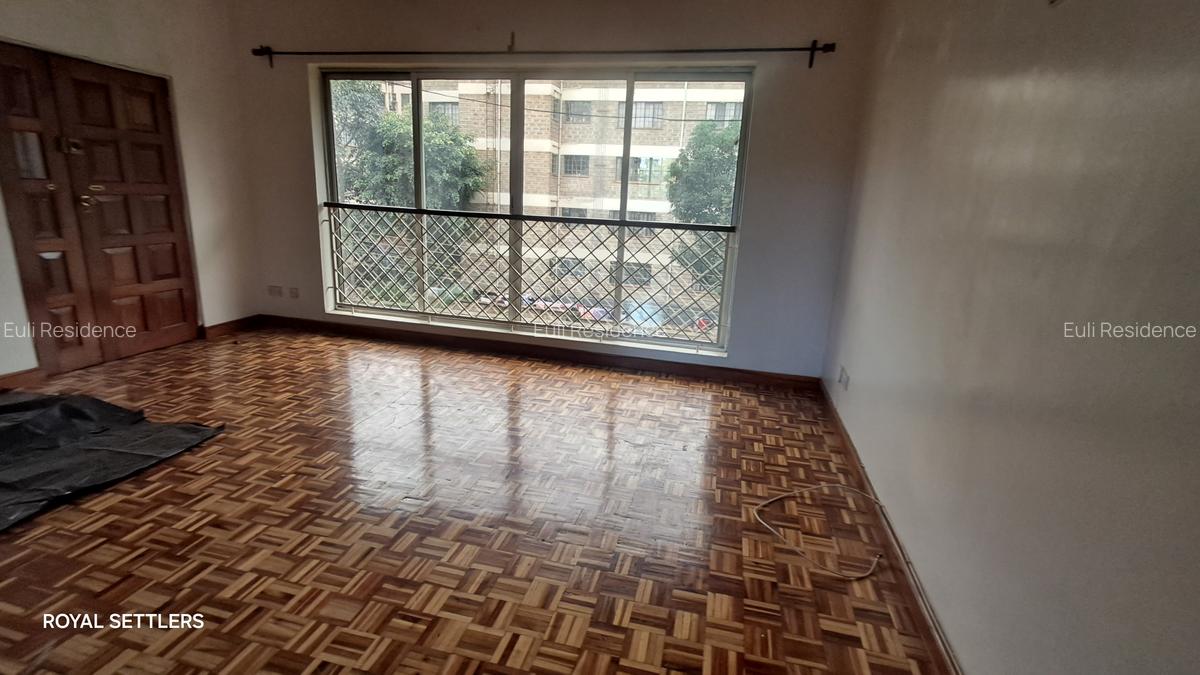 2 Bed Apartment with En Suite at Rhapta Rd - 3