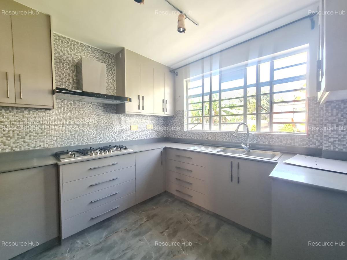 4 Bed Townhouse with En Suite in Kitisuru - 7