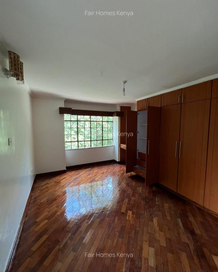 4 Bed Townhouse with En Suite at Chalbi Drive - 9