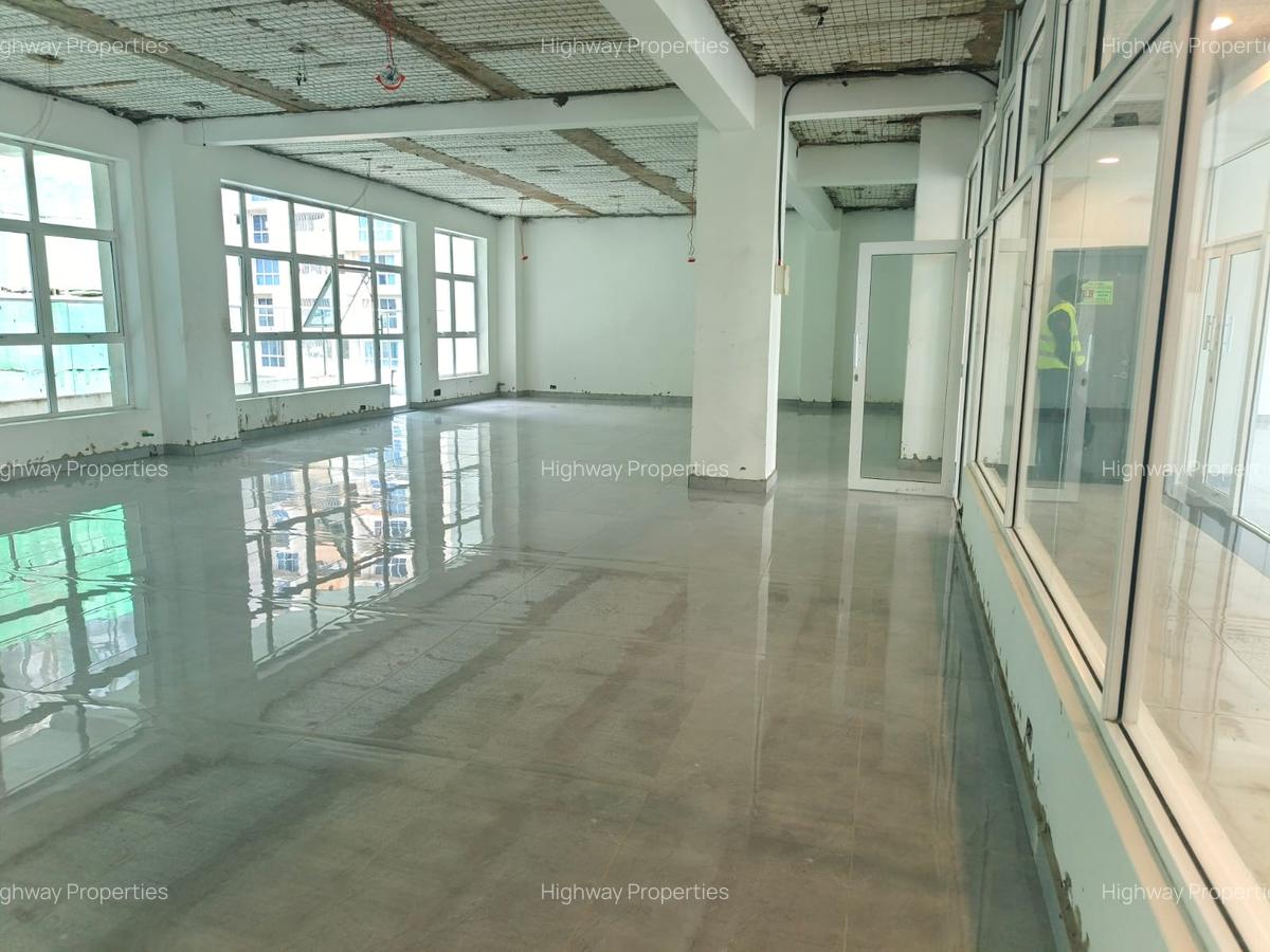 Office with Lift in Kilimani - 17