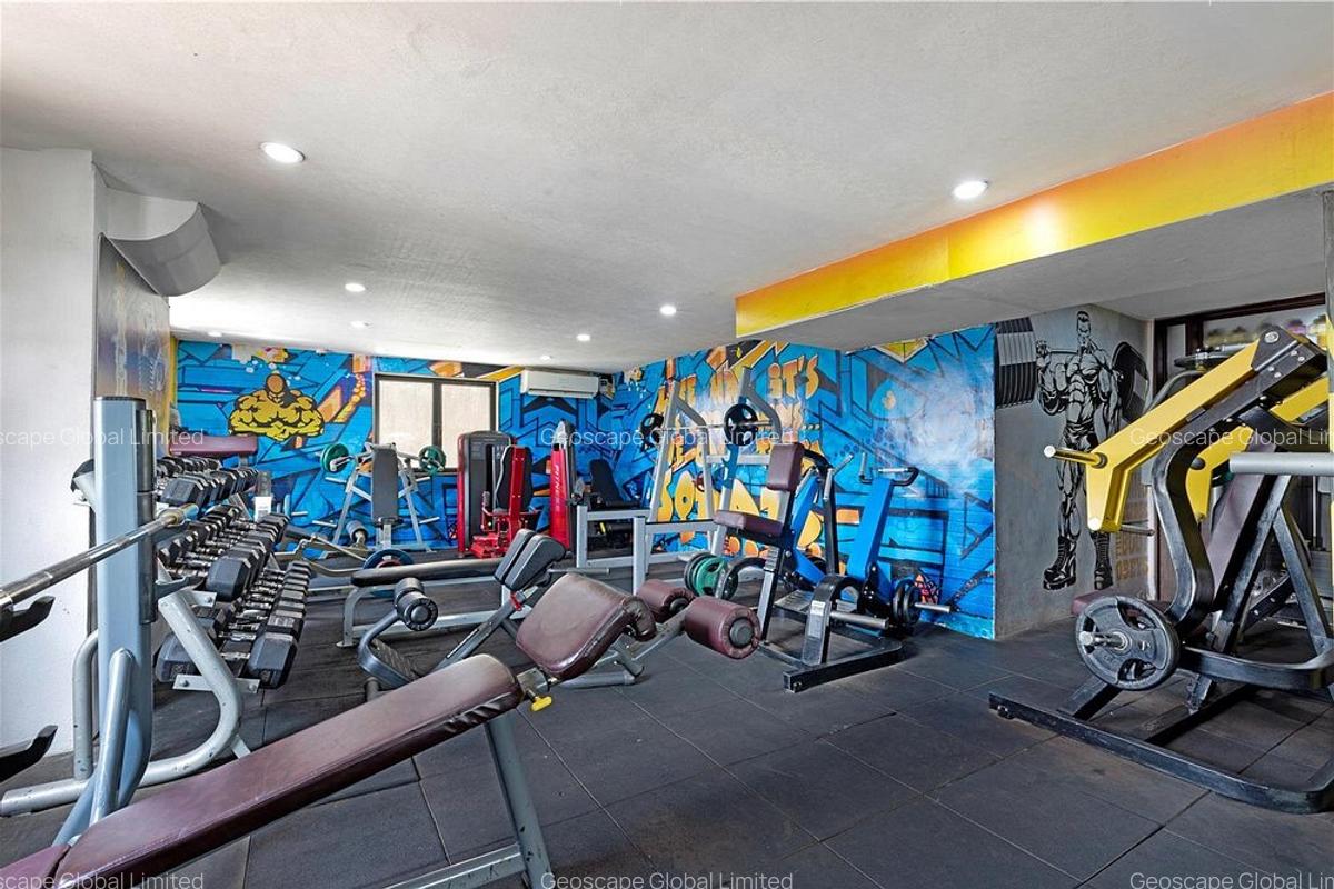 Serviced 4 Bed Apartment with En Suite in Westlands Area - 5