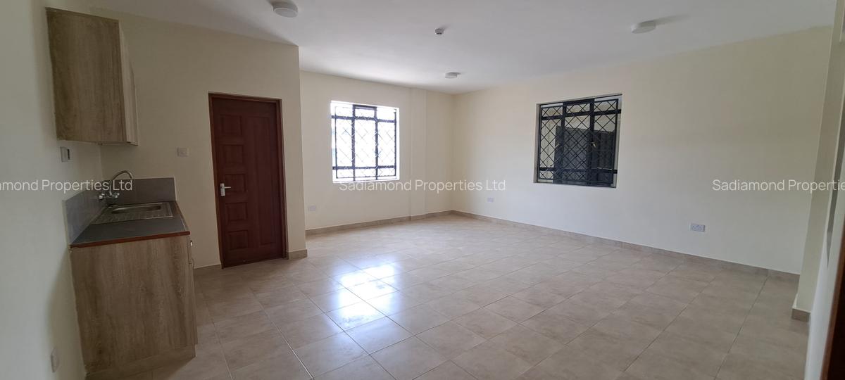 11,696 ft² Warehouse with Parking in Thika Road - 4