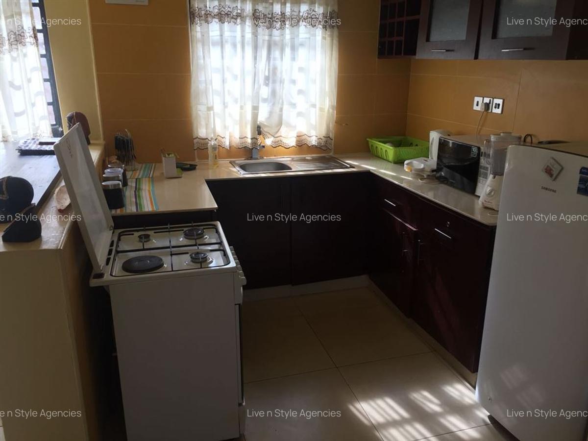 1 Bed House with Garden in Runda - 3