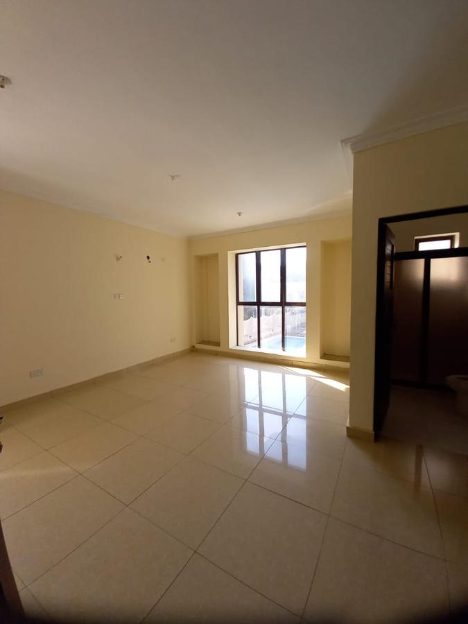 3 Bed Apartment with En Suite in Nyali Area - 10